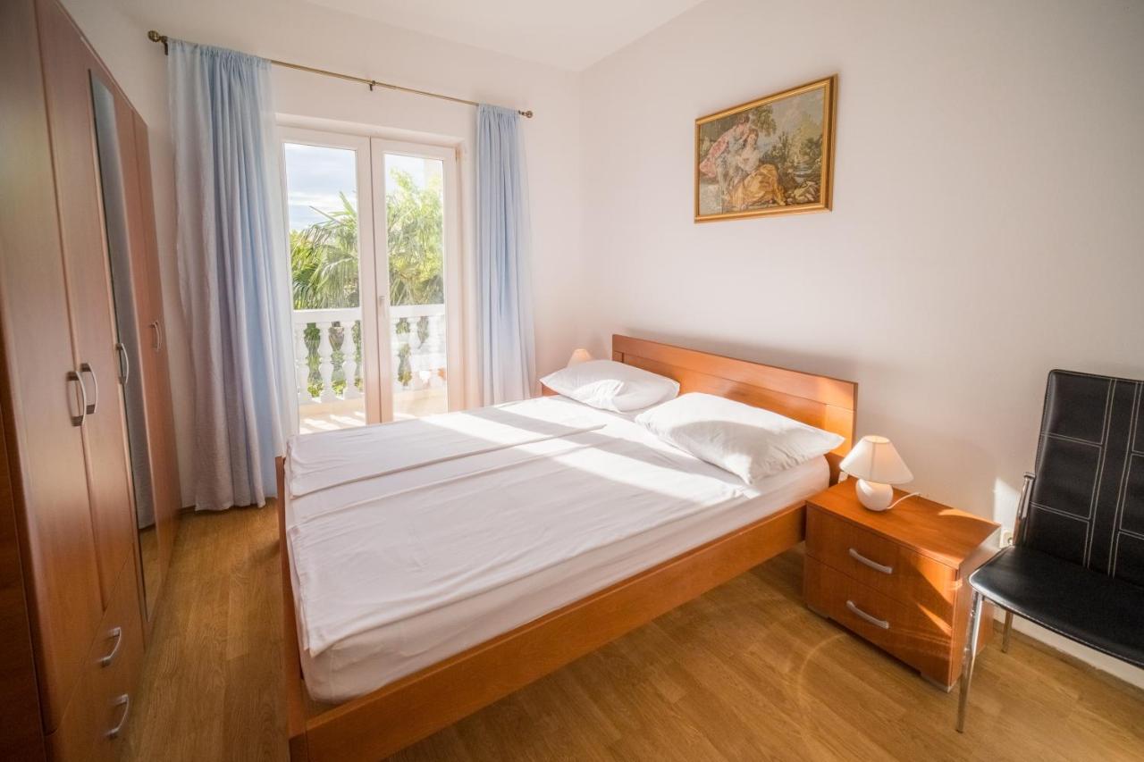 Apartman Bilac Vodice Bagian luar foto