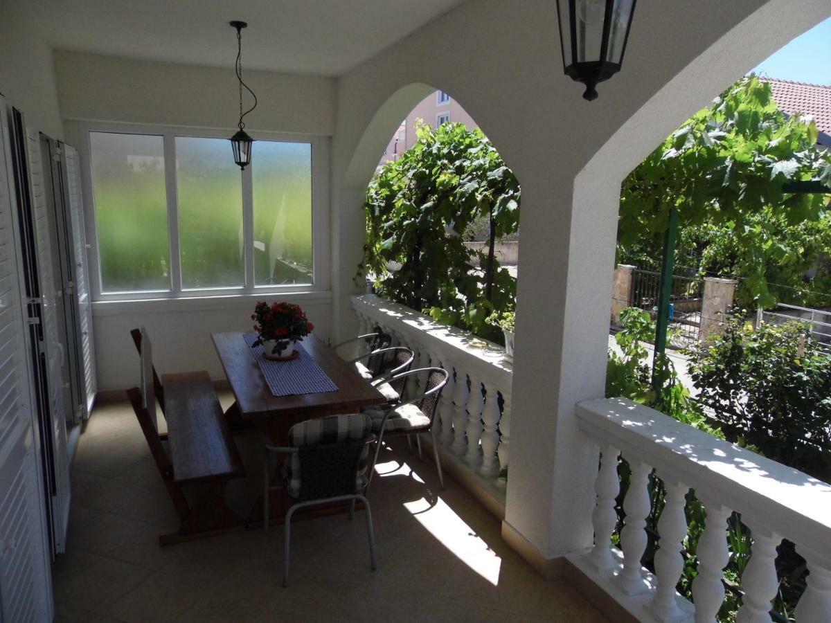 Apartman Bilac Vodice Bagian luar foto
