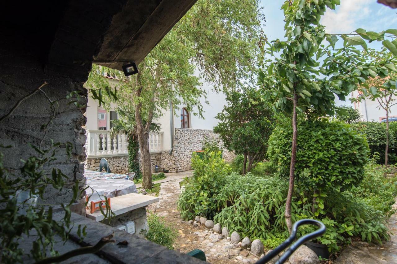 Apartman Bilac Vodice Bagian luar foto